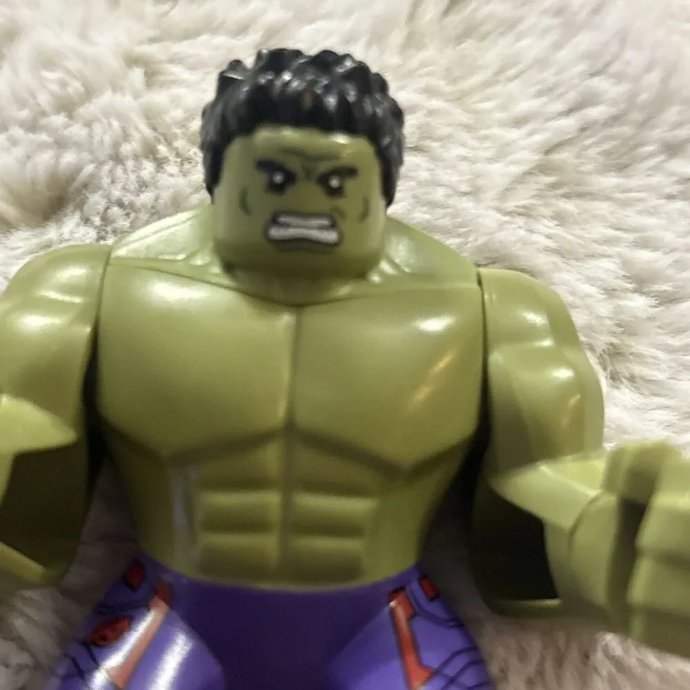 LEGO Hulk Minifigure 2015 Marvel Avengers Age of Ultron 76031 Purple Pants-RARE